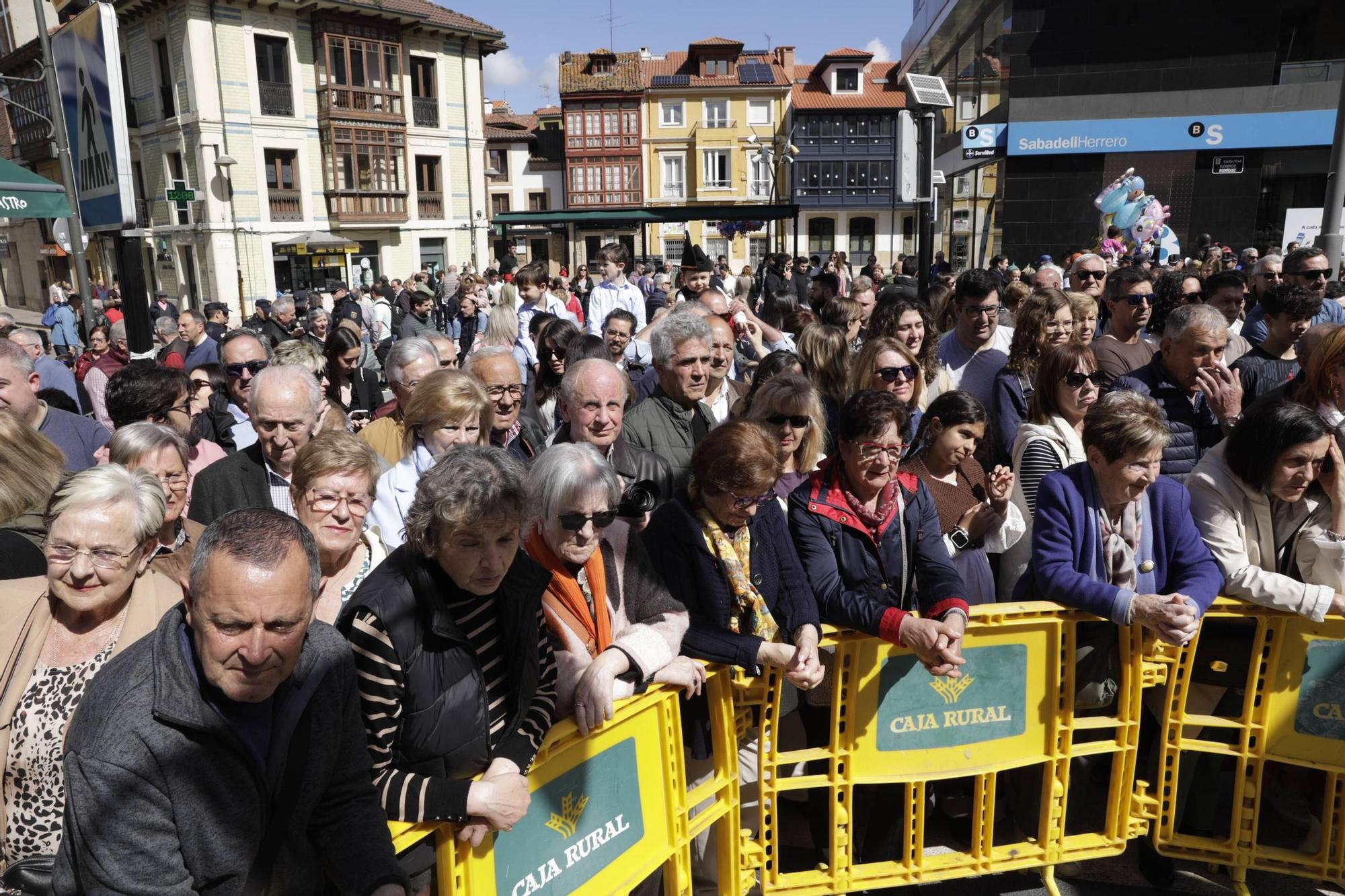 Los Güevos Pintos de la Pola, en imágenes