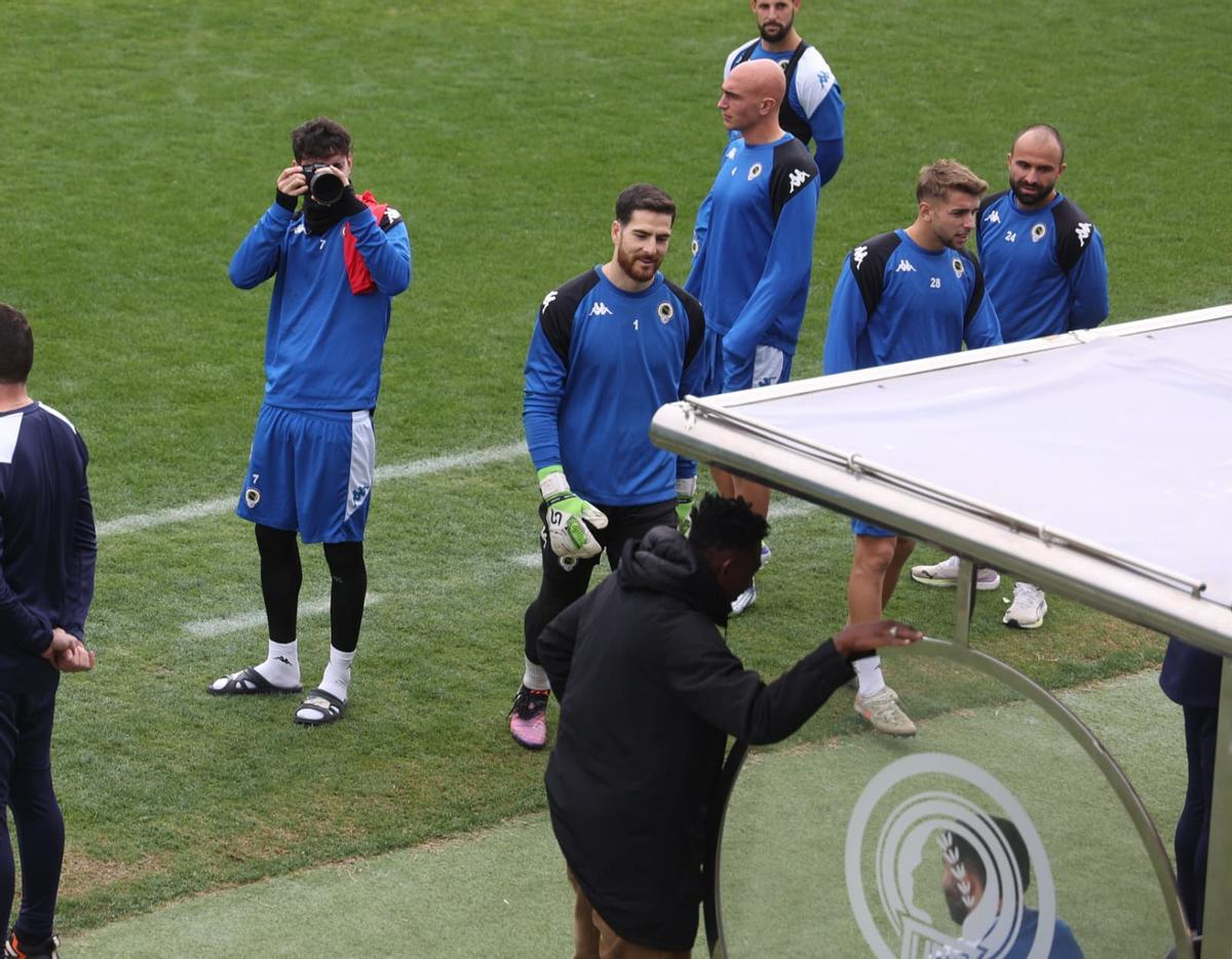 Así ha sido el entrenamiento de puertas abiertas del Hércules CF Así ha sido el entrenamiento de puertas abiertas del Hércules CF