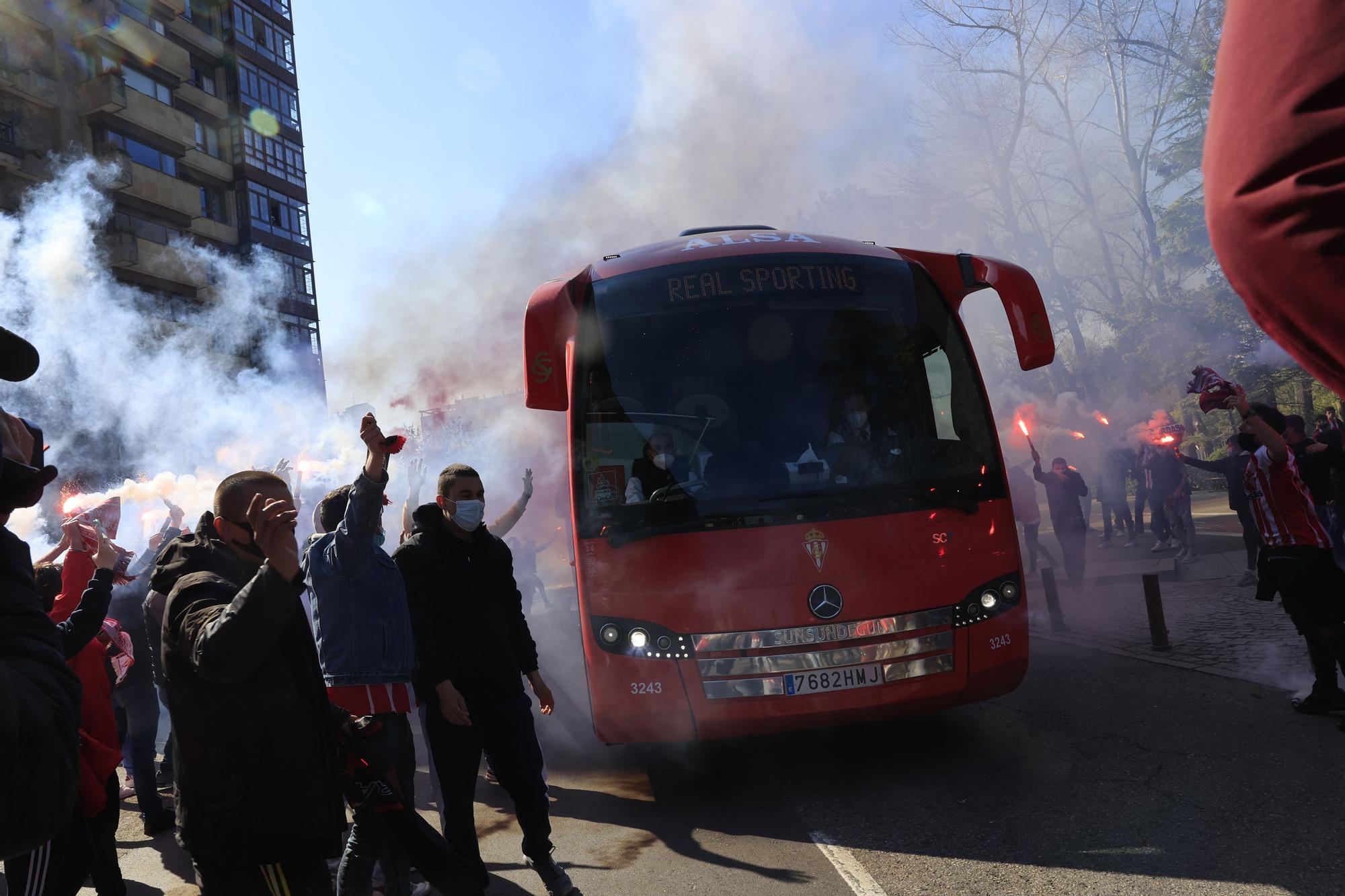 Así fue la llegada del Sporting al Molinón