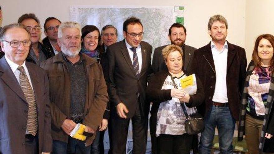 El conseller Rull amb alcaldes del Moianès i la delegada del govern, ahir