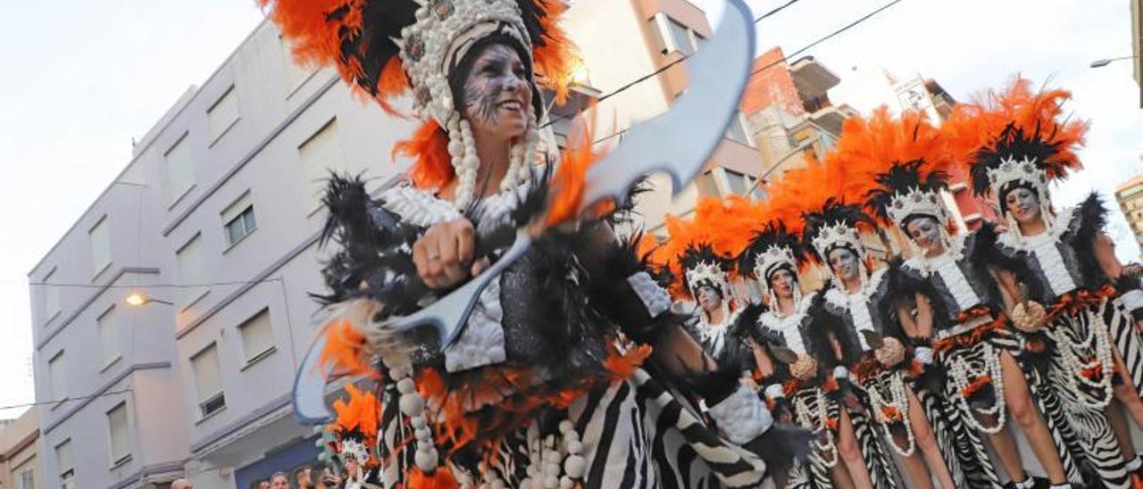 Una imagen de la última entrada mora celebrada en Oliva, de julio de 2019. | XIMO FERRI