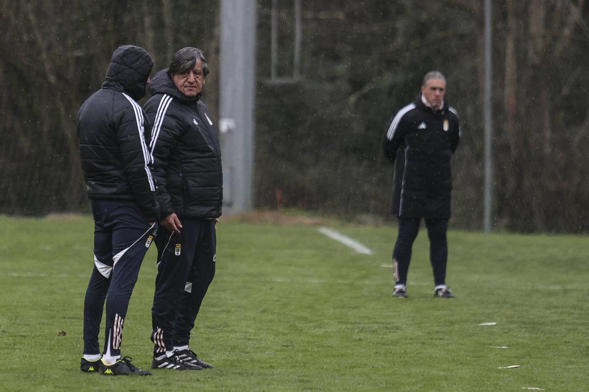 EN IMÁGENES: así fue la jornada de entrenamientos del Real Oviedo en El Requexón previa al duelo ante el Girona