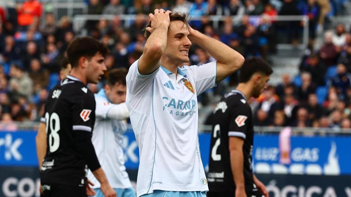 Vídeo| Gritos de "directiva, dimisión", al final del partido del Real Zaragoza y Burgos