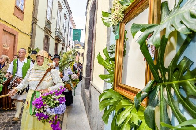 Procesión y romería de la fiesta de Las Marías