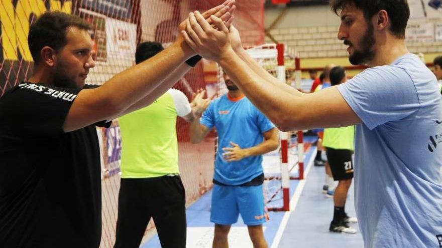 Imagen de un entrenamiento del Acanor Novás. // Alba Villar