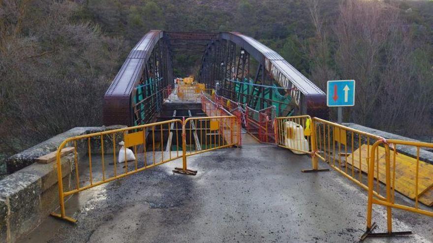 Los vecinos de Santa Eulalia denuncian la &quot;excesiva lentitud&quot; de las obras del puente sobre el Gállego