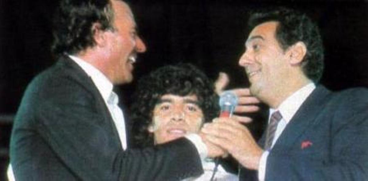 Maradona junto a Julio Iglesias y Plácido Domingo, en 1983.