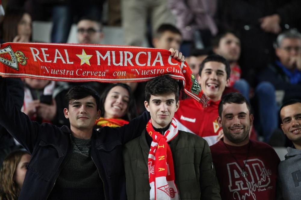 Ambiente en las gradas del Real Murcia - FC Cartagena