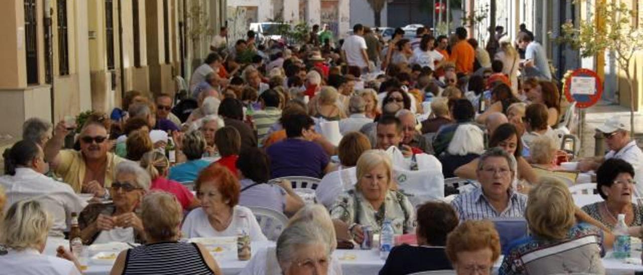 Calderas para los vecinos durante las fiestas populares de Patraix.