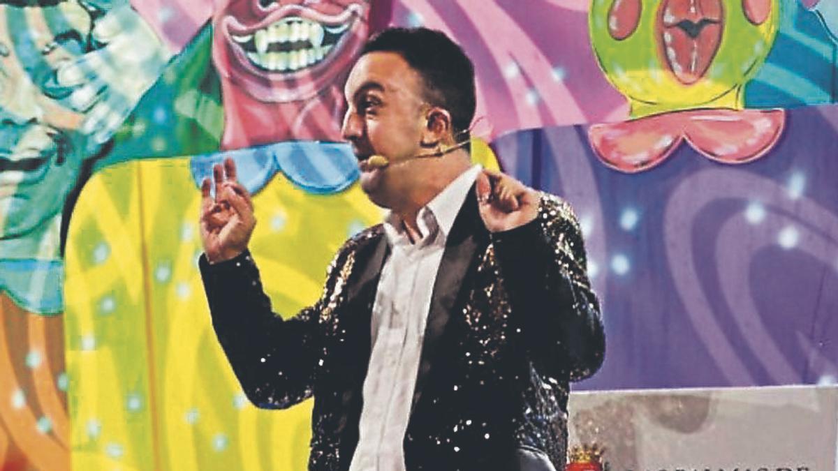 El presentador Baby Solano da inicio a las Fiestas del Pilar de Guanarteme con su pregón