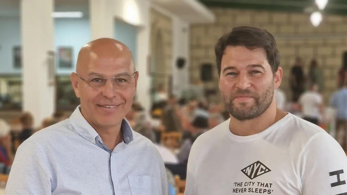 Airam Puerta, cabeza de lista del PSOE en las tres últimas elecciones y el secretario de organización local.