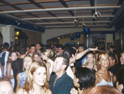 Así era la fiesta en Alicante a finales de los 90