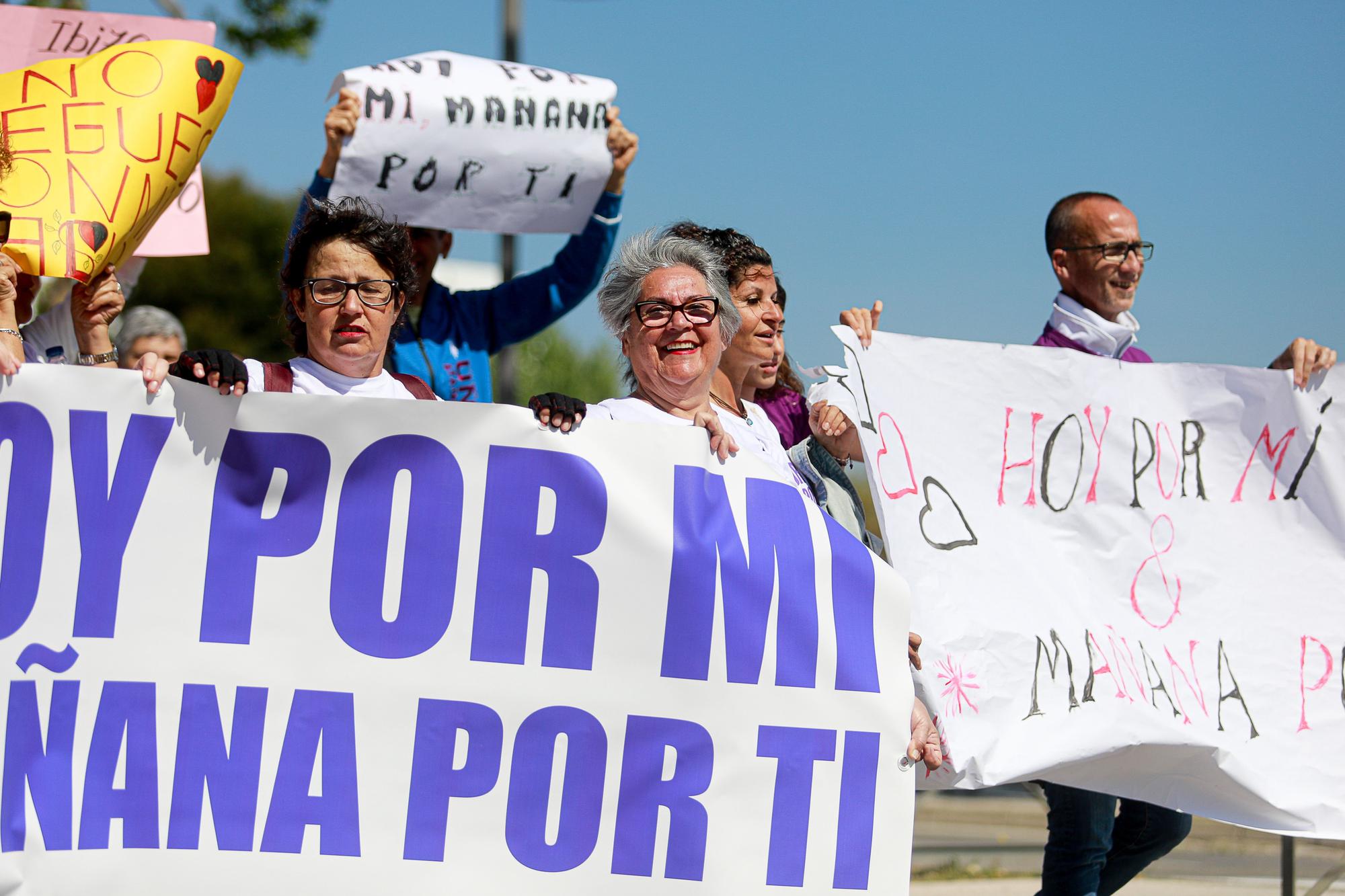 Mira aquí todas las fotos de la manifestación de los pacientes del Hospital de Ibiza