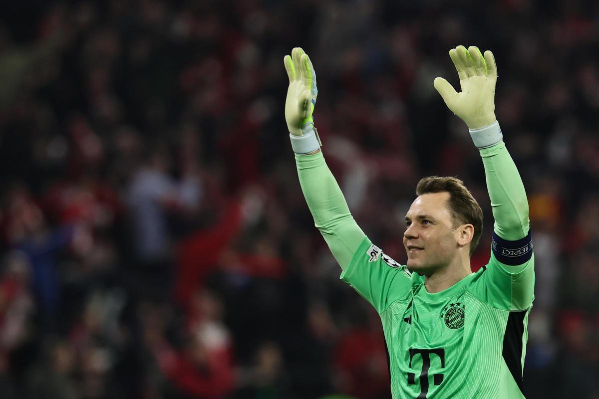 Manuel Neuer, portero del Bayern Múnich, igualó el récord de Thomas Müller como el futbolista más ganador de la Bundesliga