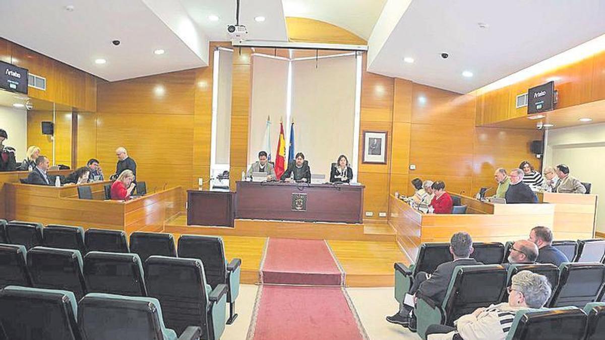 Pleno en Arteixo.