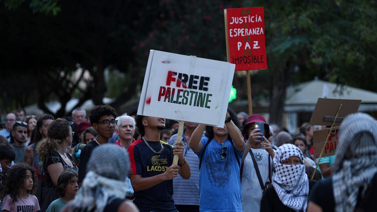 La concentración por Palestina en Ibiza, en imágenes.