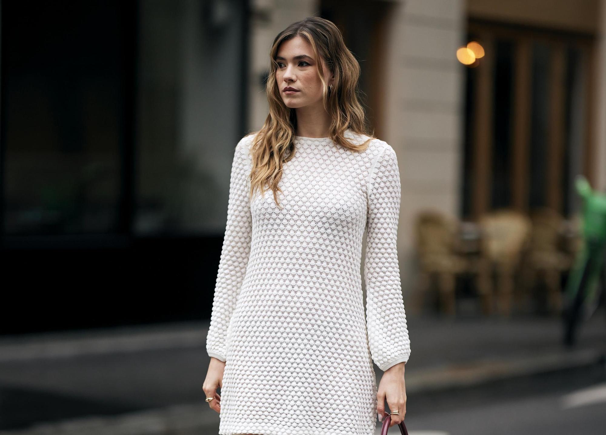 Los vestidos cortos mas bonitos y favorecedores de la primavera 11 disenos que querras llevar con botas y alpargatas Woman