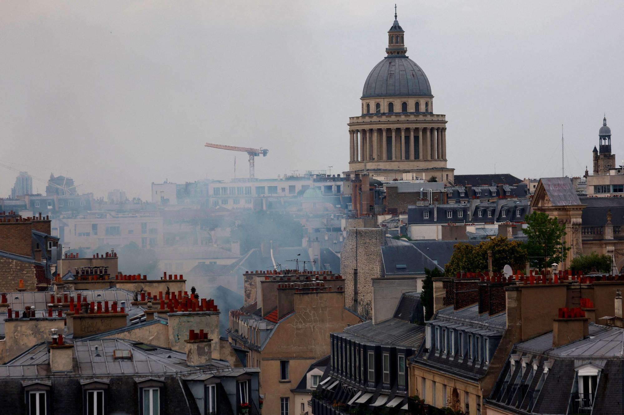 L'explosió de gas al cinquè districte de París, en imatges