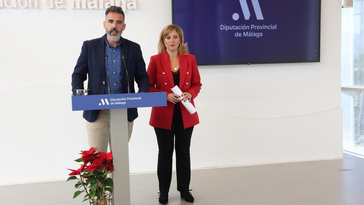 Los diputados provinciales del PP Luis Rodríguez y Mari Carmen Martínez.