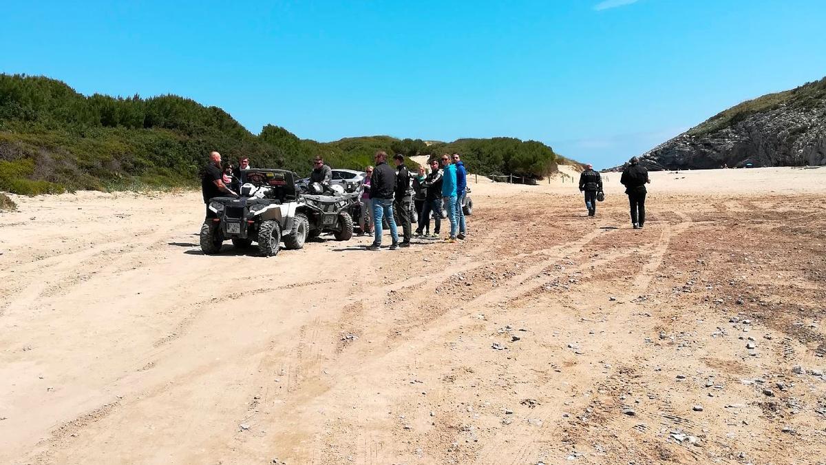 Auch vor der Cala Torta machen die Quads nicht Halt (hier im Herbst 2021).