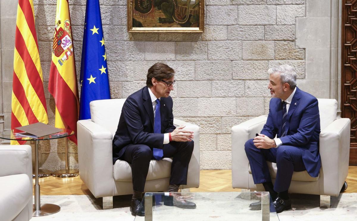 Illa i Collboni exhibeixen sintonia entre la Generalitat i l’ajuntament Illa i Collboni exhibeixen sintonia entre la Generalitat i l’ajuntament