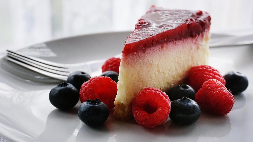 Tarta de queso y fruta: la receta perfecta que sorprenderá a tus invitados
