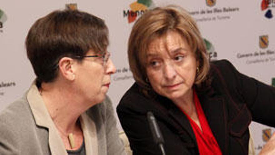 Joana Barceló y Margarita Nájera, durante la rueda de prensa.