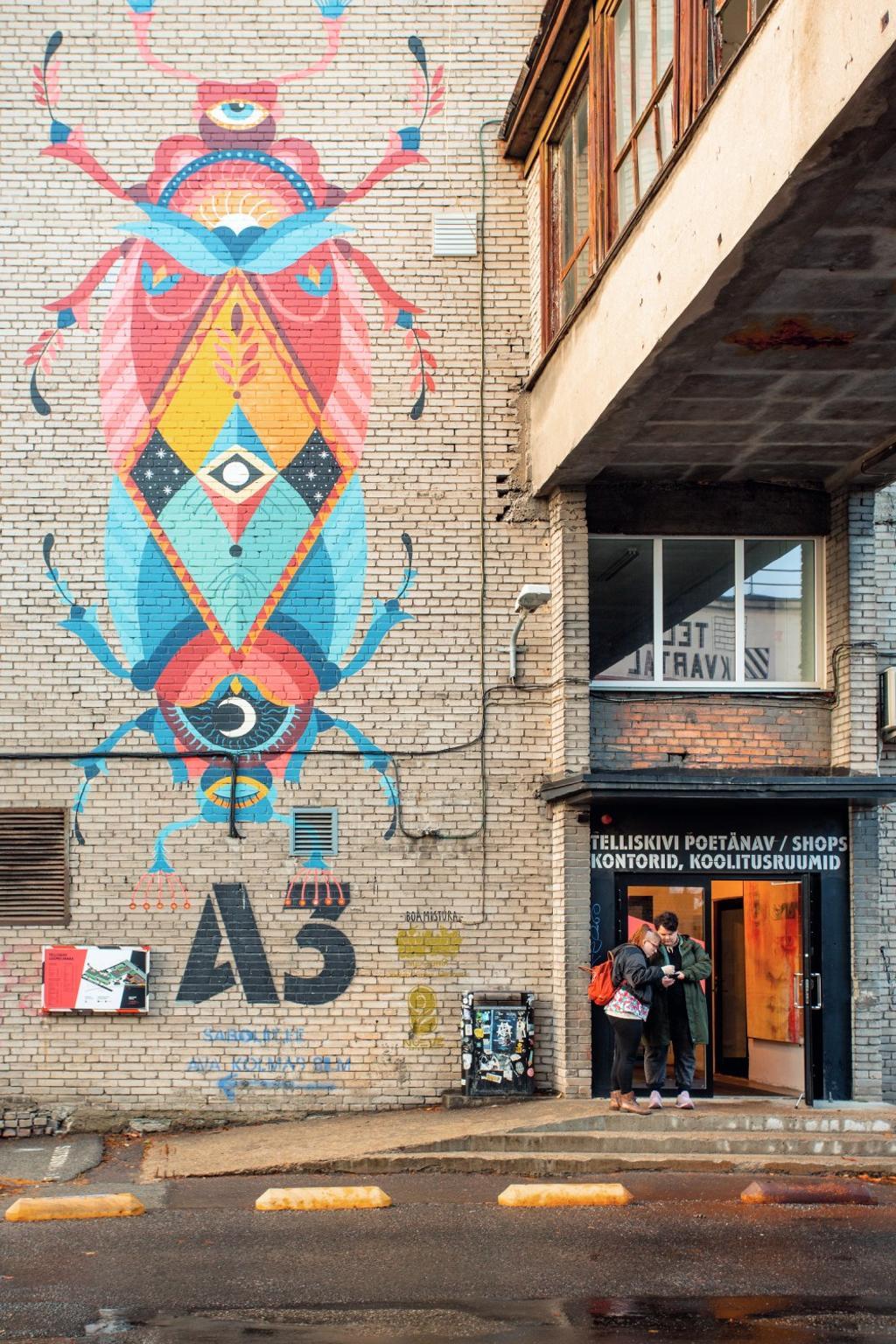 Mural en la Ciudad Creativa de Telliskivi