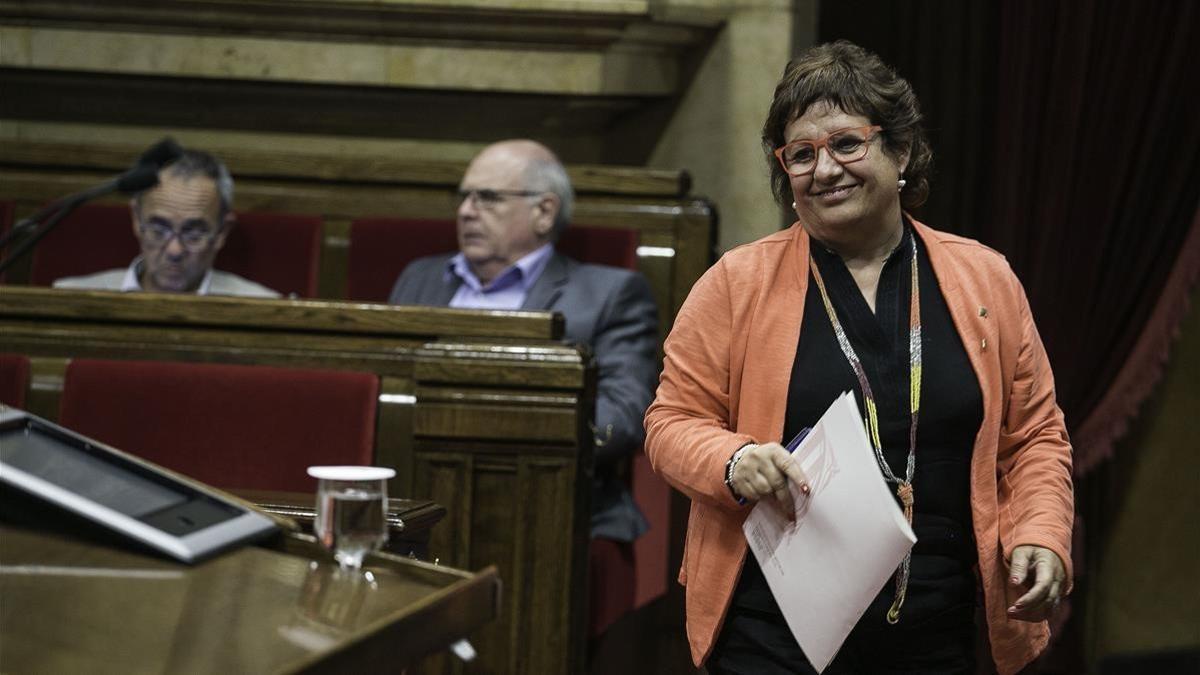 Dolors Bassa, en el Parlament, en una imagen de archivo.