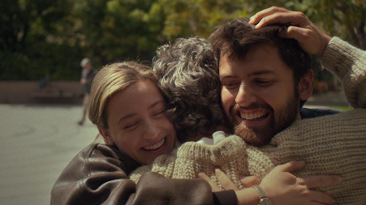Un fotograma de la serie Hal & Harper. Un fotograma de la serie Hal & Harper.