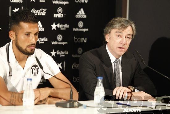 Así ha sido la presentación de Garay y Mangala