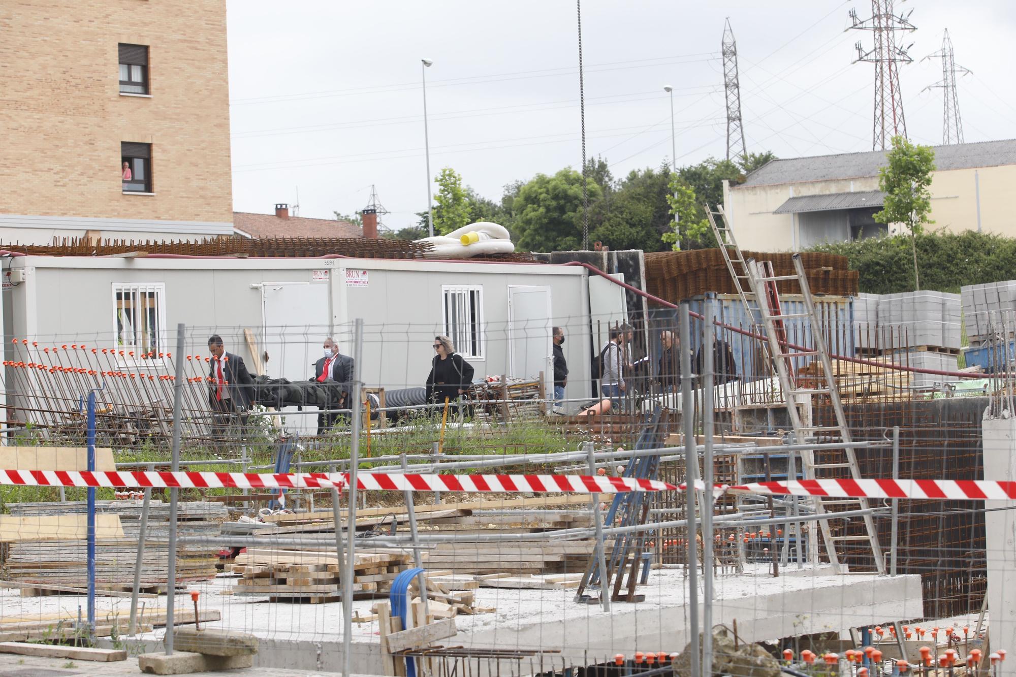 En imágenes: Accidente laboral en Gijón