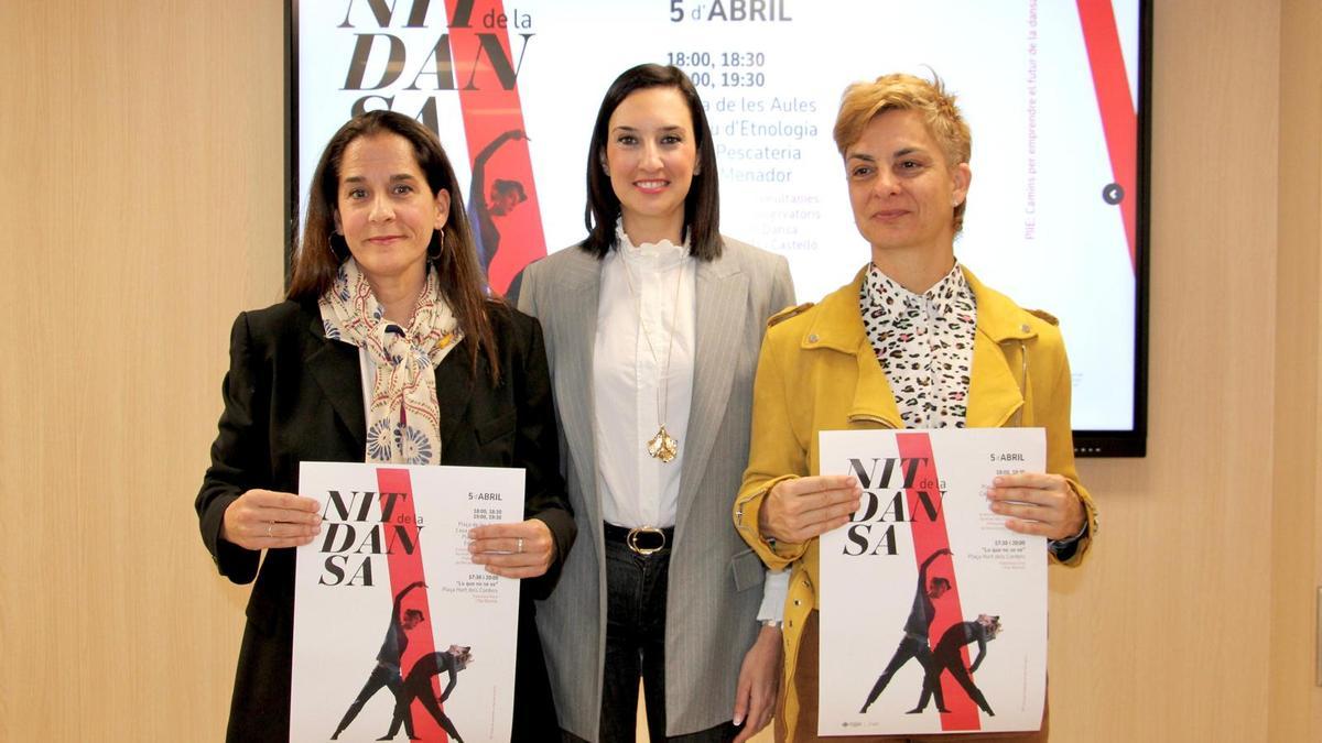 María España amb Susana Rodrigo i Bárbara Díaz.