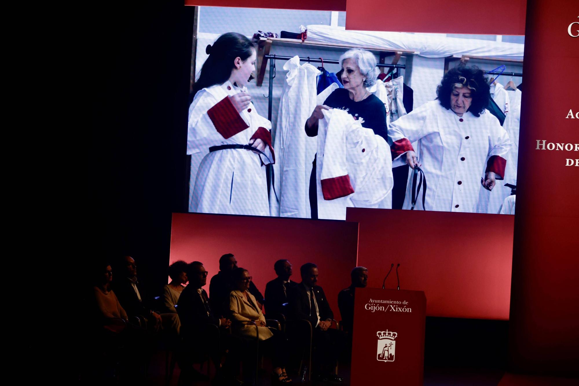 Entrega de las medallas de la ciudad de Gijón