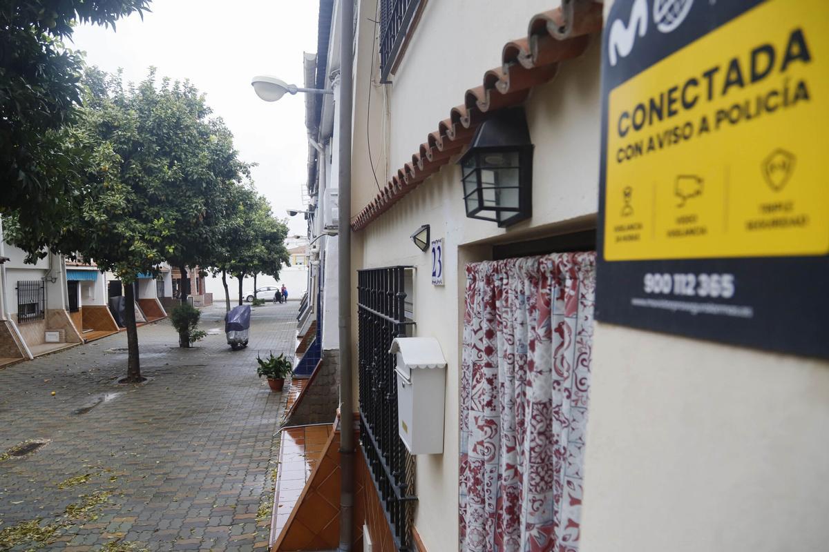 AJGonzález Córdoba Reportaje sobre vivienda ocupadas ocupación okupas en el barrio del Sector Sur