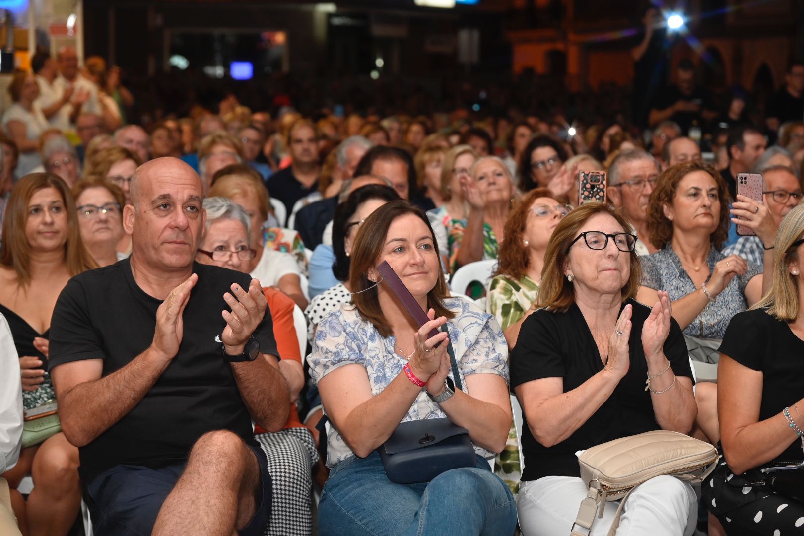 Galería de fotos del concierto de Francisco en las fiestas de Burriana