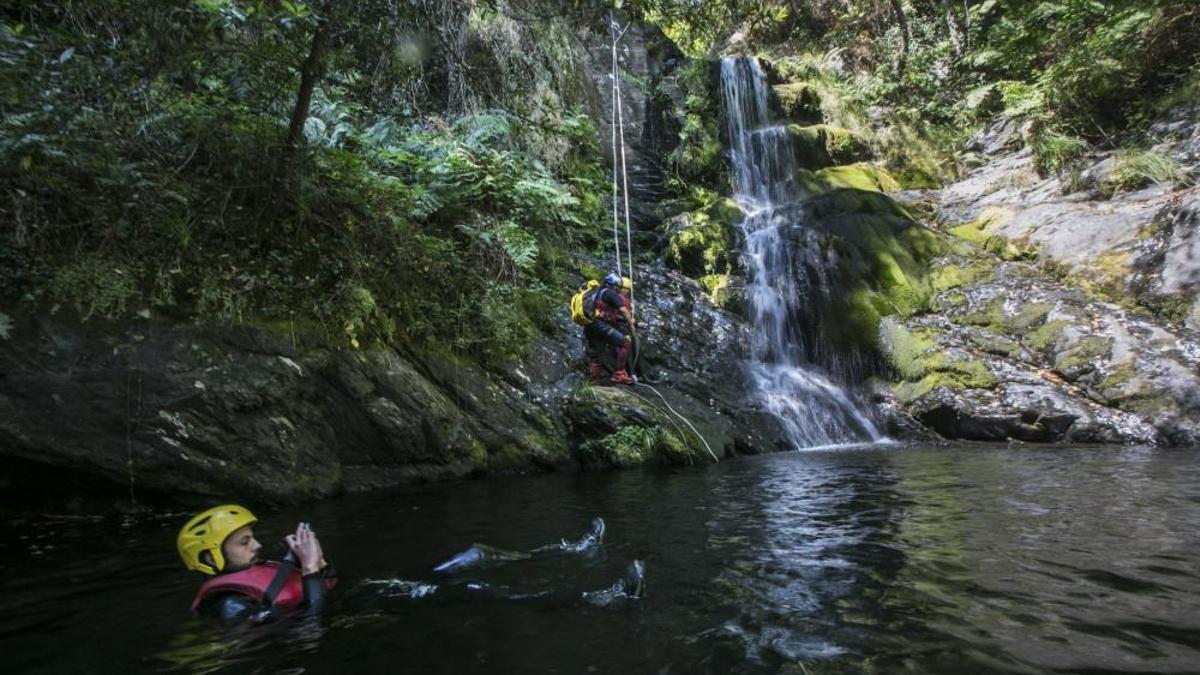 Disfrutar en Asturias: barranquismo en Riofrío
