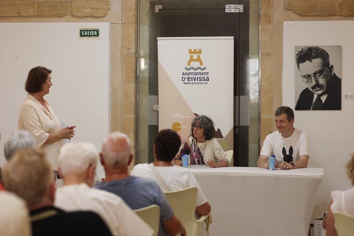 Todas las imágenes de la charla de la fotógrafa Cecilia Orueta en Ibiza