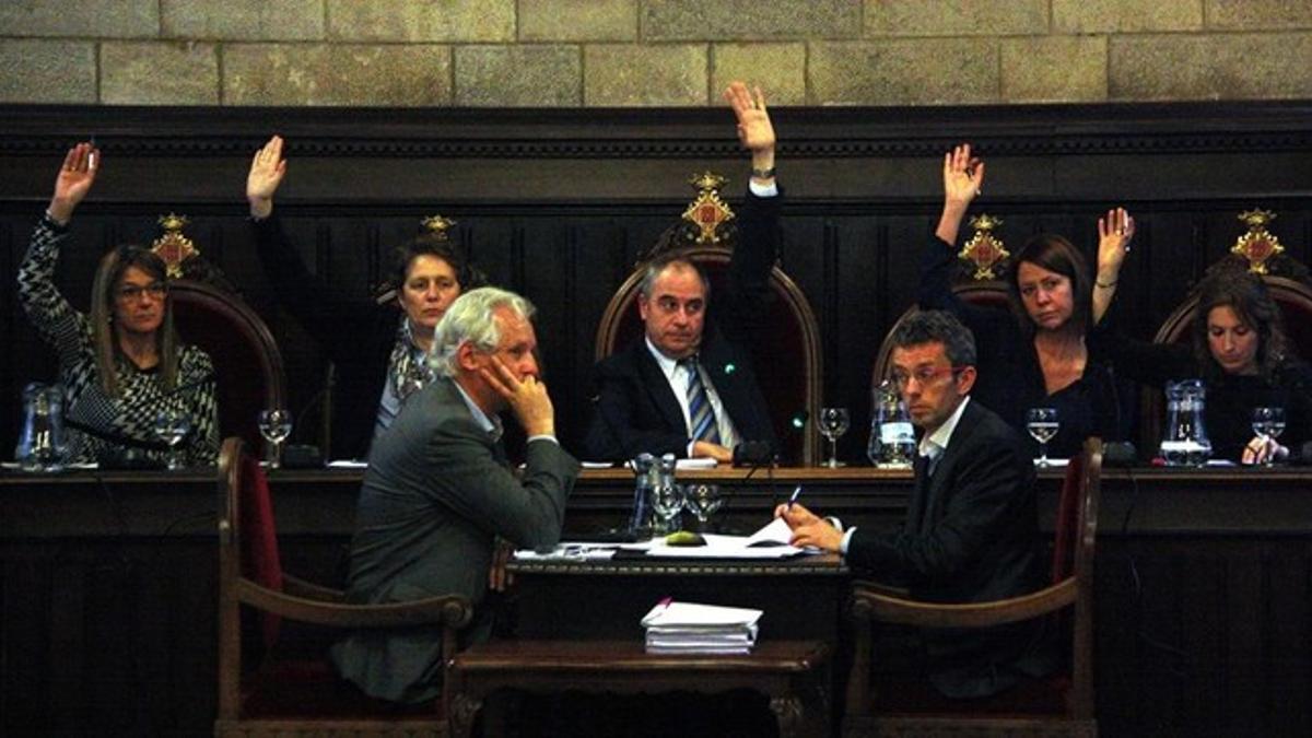 Votación en el pleno de Girona.