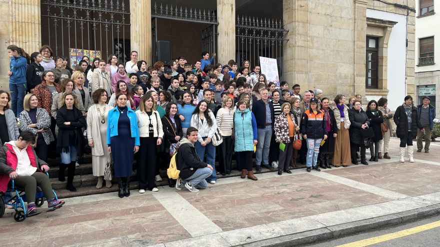 Cangas de Onís celebra dos concentraciones por el Día de la Mujer