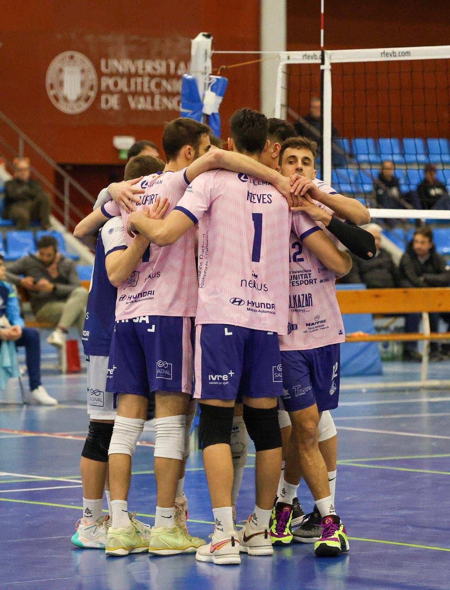 Victoria del UPV Léleman Conqueridor ante el Manacor en el Día de la Afición