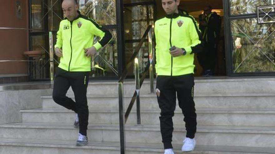 José Juan y Manu, dos exjugadores del Lugo en el Elche.