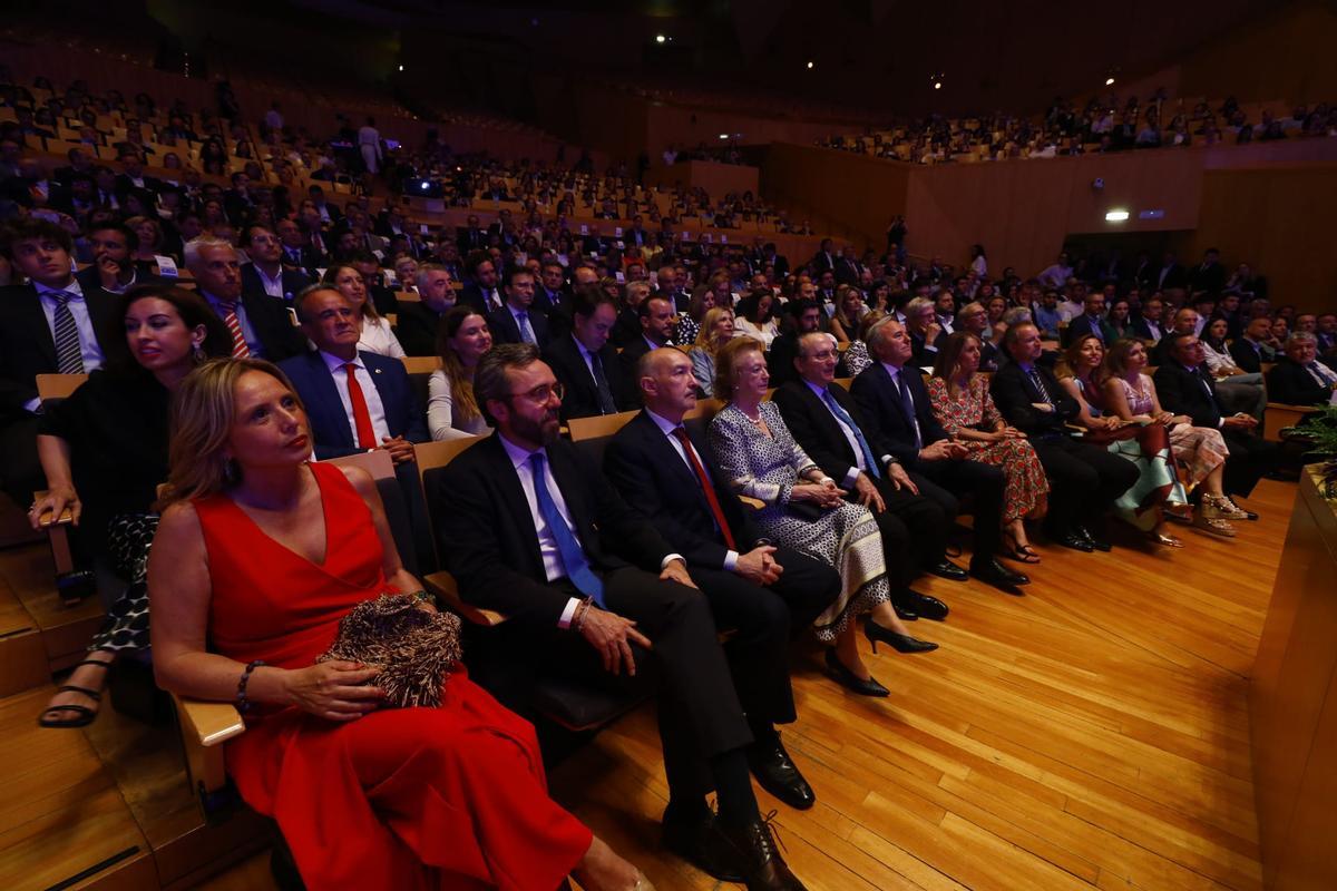 En imágenes | Gran ambiente en el 30 aniversario de la gala Aragoneses del Año 2024