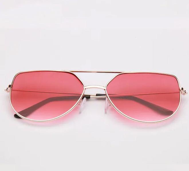 Gafas 'eye cat' con cristales rojos de Shein