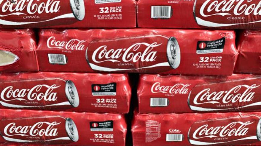 Coca-Cola recurre a la corrupción para su nueva campaña