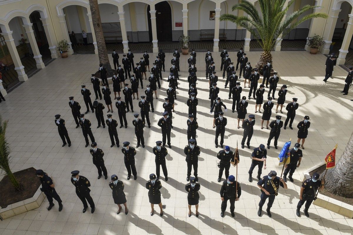 Jjura del cargo de 76 alumnos de la XXXV Promoción de la Escala Básica de la Policía Nacional