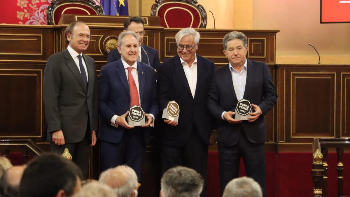 Fernández Lores, en el acto de entrega del Premio Ponle Freno.