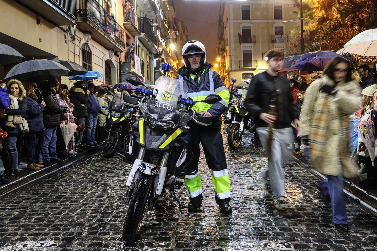 Las imágenes del Día de la Burrita y el Bando Real de Alcoy