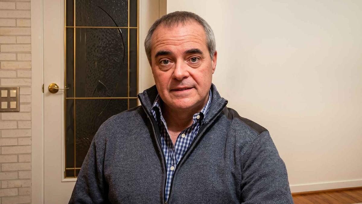 Carlos Tena, jubilado