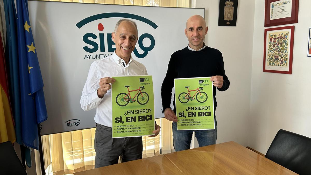 Por la izquierda, el edil de Deportes, Chus Abad, y el director del Patronato, Virginio Ramírez